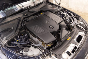 Eクラス E300エクスクルーシブ AMGライン(ISG)