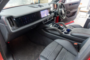 カイエン GTS ティプトロニックS