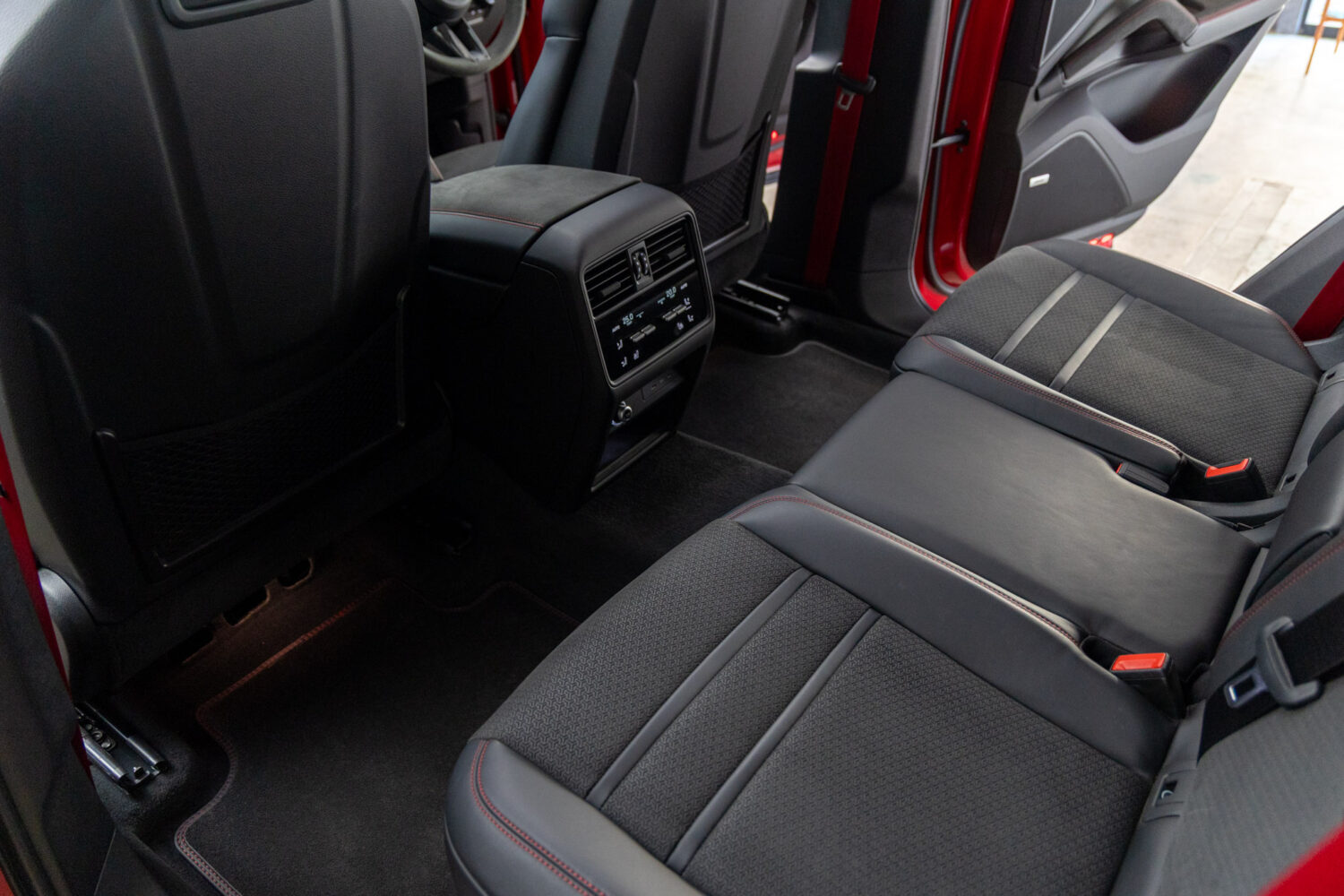 カイエン GTS ティプトロニックS