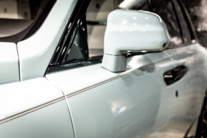 ブラックバッジカリナン 4WD 4名