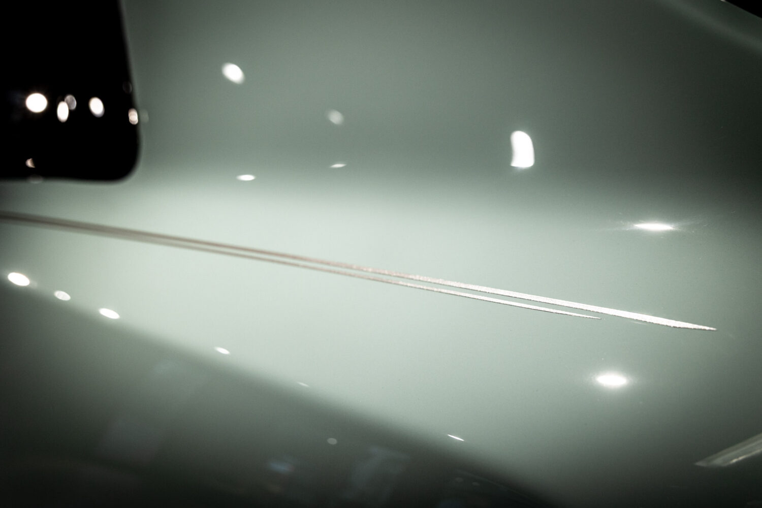 ブラックバッジカリナン 4WD 4名