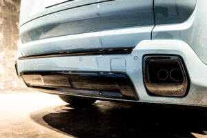 ブラックバッジカリナン 4WD 4名