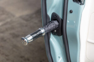 ブラックバッジカリナン 4WD 4名