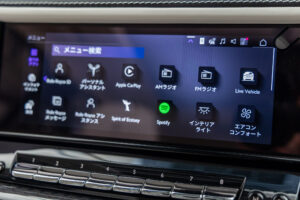 ブラックバッジカリナン 4WD 4名