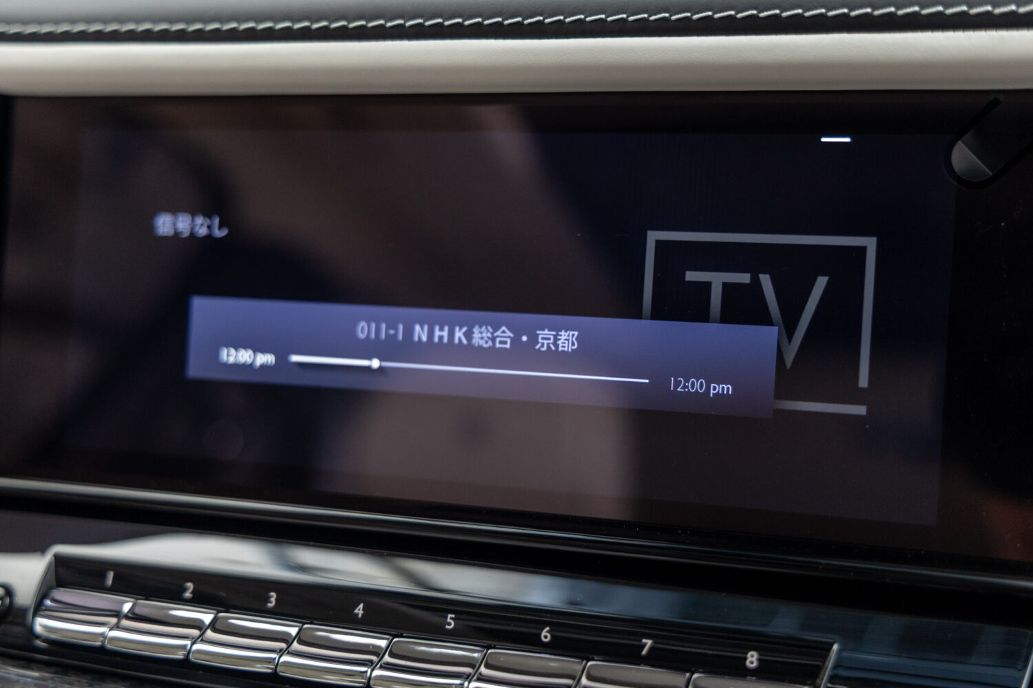 ブラックバッジカリナン 4WD 4名