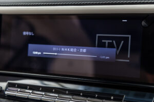 ブラックバッジカリナン 4WD 4名