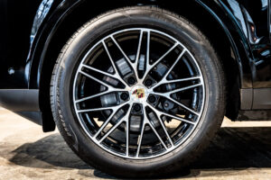 カイエンクーペ ティプトロニックS リアコンフォートベンチシート 4WD