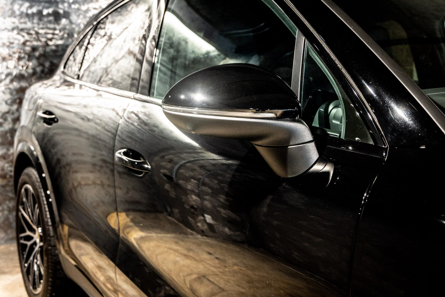 カイエンクーペ ティプトロニックS リアコンフォートベンチシート 4WD