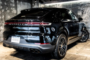 カイエンクーペ ティプトロニックS リアコンフォートベンチシート 4WD