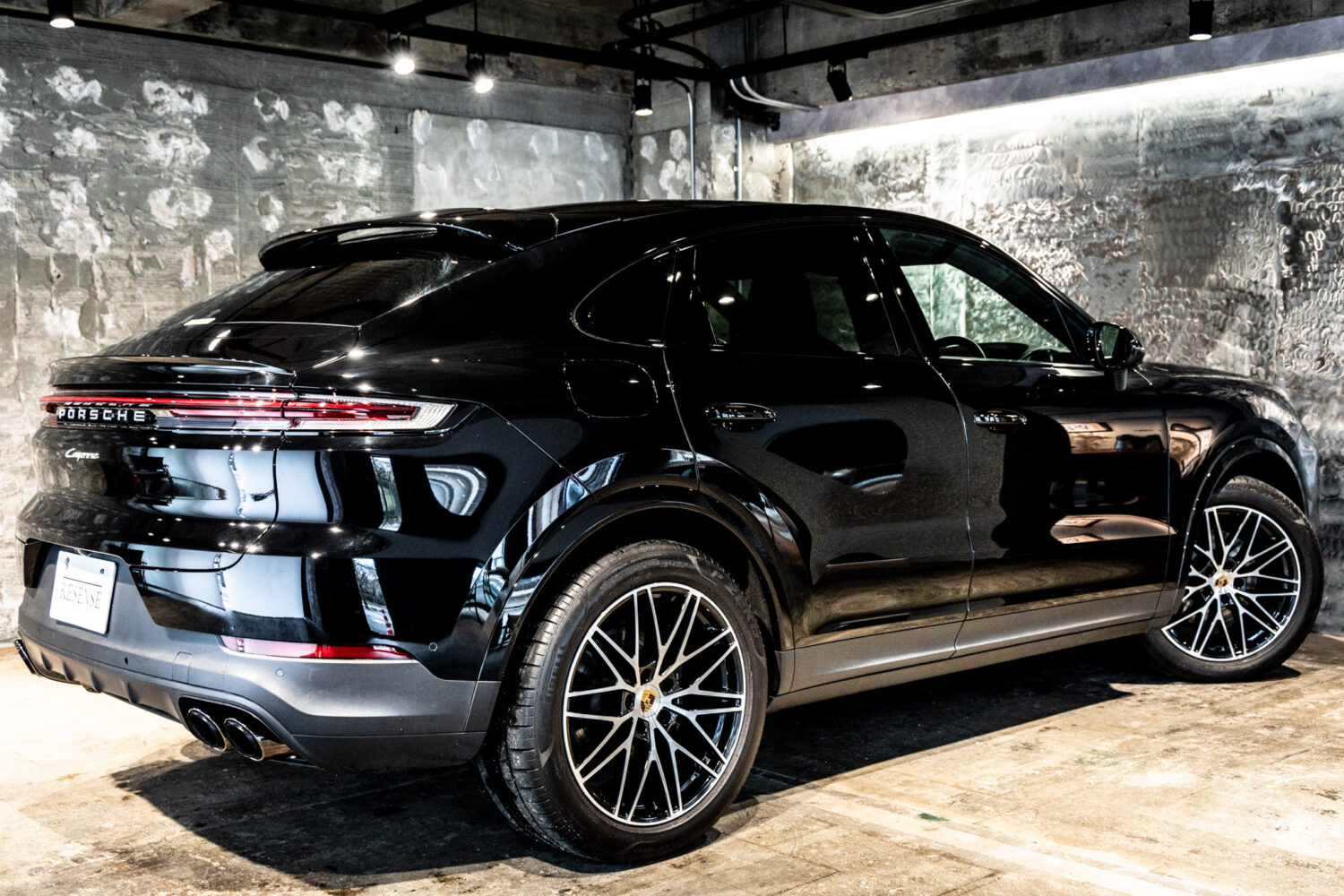 カイエンクーペ ティプトロニックS リアコンフォートベンチシート 4WD