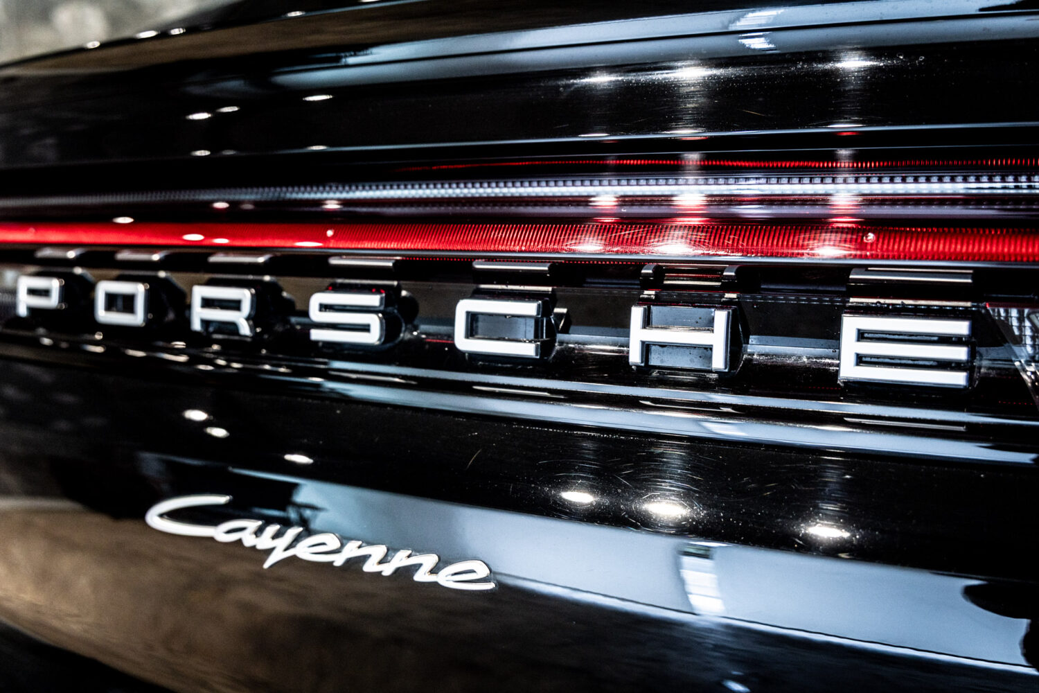 カイエンクーペ ティプトロニックS リアコンフォートベンチシート 4WD