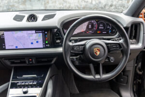 カイエンクーペ ティプトロニックS リアコンフォートベンチシート 4WD