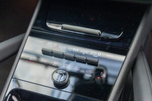 カイエンクーペ ティプトロニックS リアコンフォートベンチシート 4WD