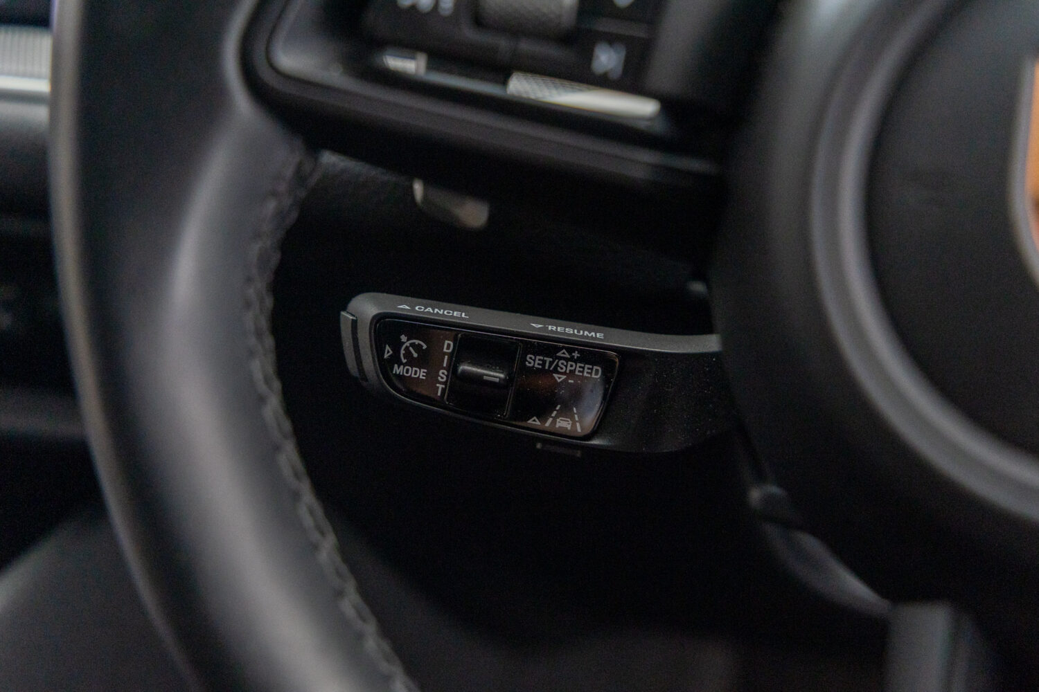 カイエンクーペ ティプトロニックS リアコンフォートベンチシート 4WD