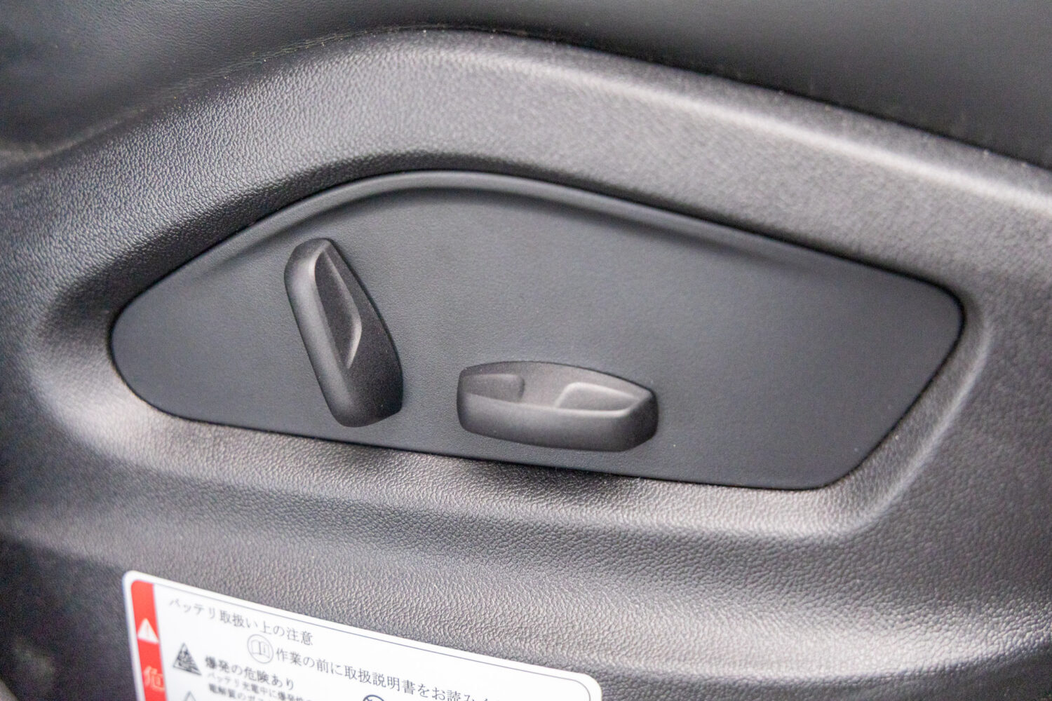 カイエンクーペ ティプトロニックS リアコンフォートベンチシート 4WD