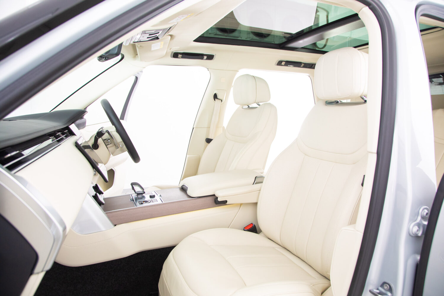 レンジローバー オートバイオグラフィー D300 スタンダードホイールベース 4WD