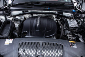 マカン S シュポルト エディション (パノラミック ルーフ システム装着車) PDK 4WD