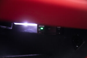 タイカン 4SパフォーマンスBattery+ 4シート4WD