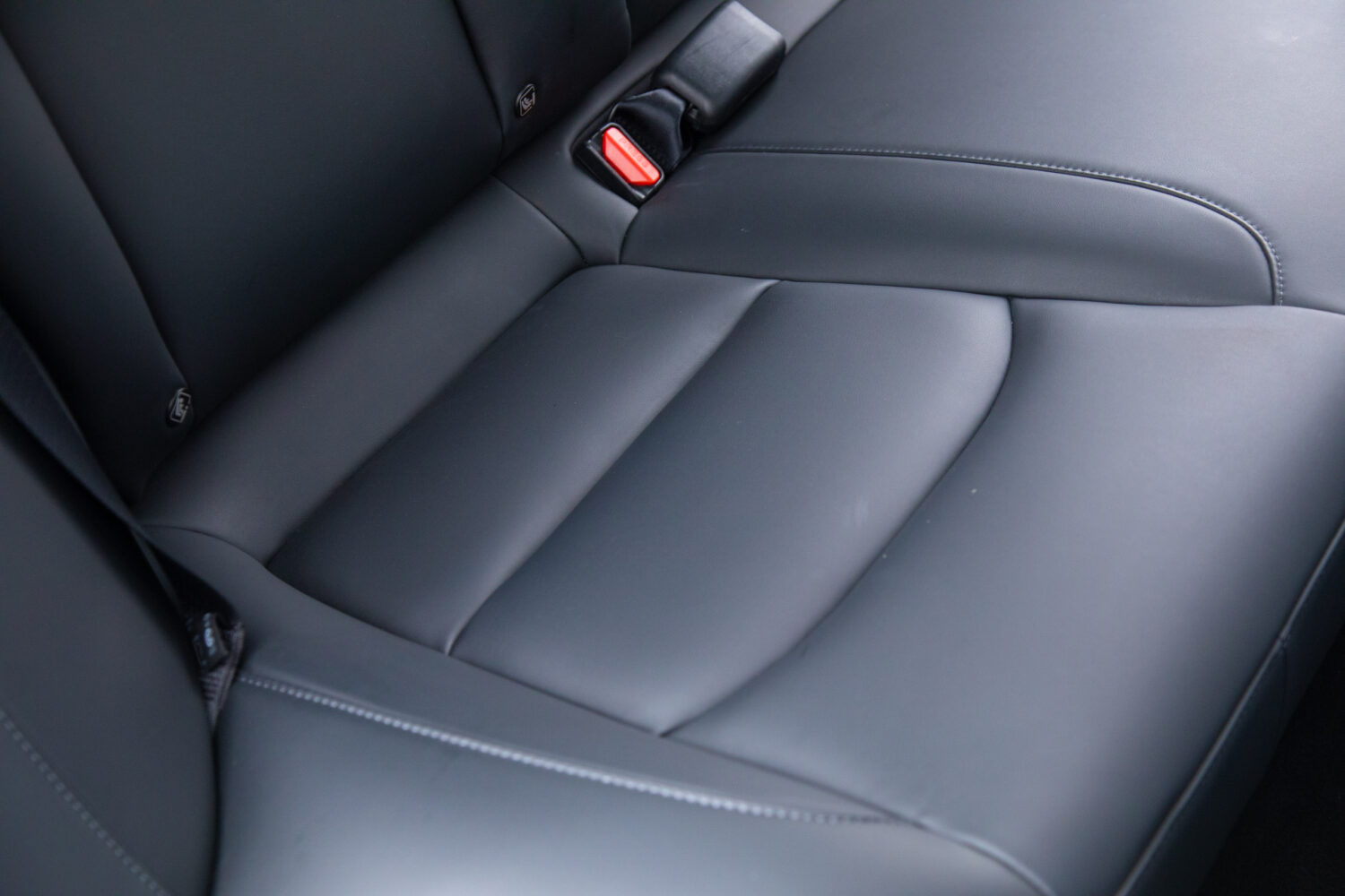 モデル3 ロングレンジ デュアルモーター 4WD