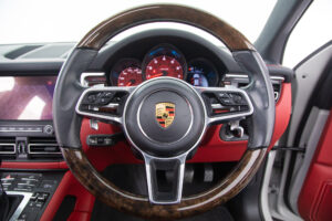 マカン S シュポルト エディション (パノラミック ルーフ システム装着車) PDK 4WD