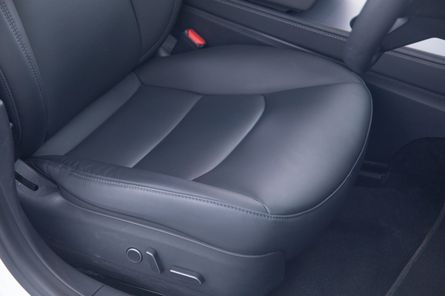 モデル3 ロングレンジ デュアルモーター 4WD