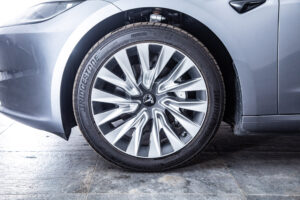 テスラ モデル3 RWD