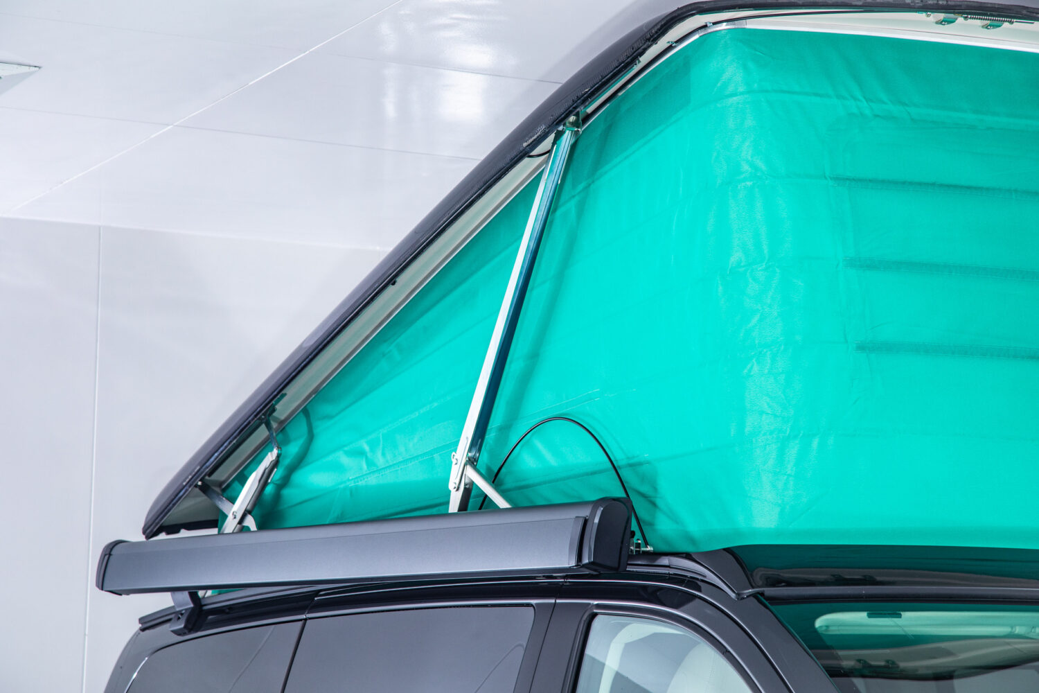 Vクラス BRABUS マルコポーロ D30 4×4 キャンパー