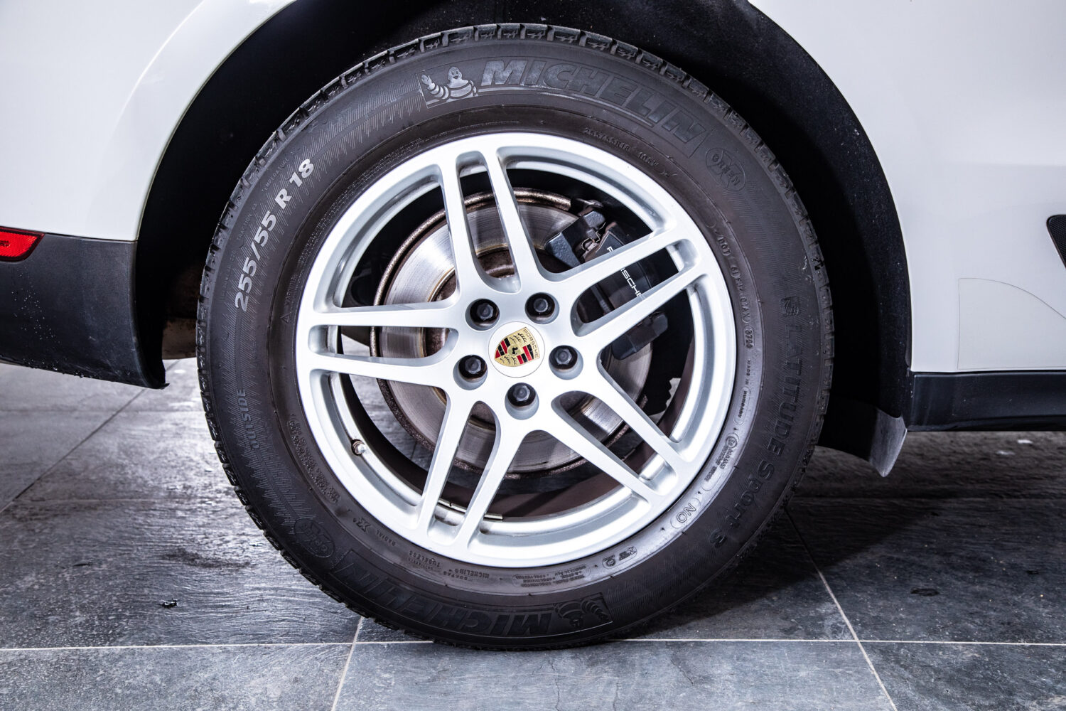 マカン S シュポルト エディション (パノラミック ルーフ システム装着車) PDK 4WD