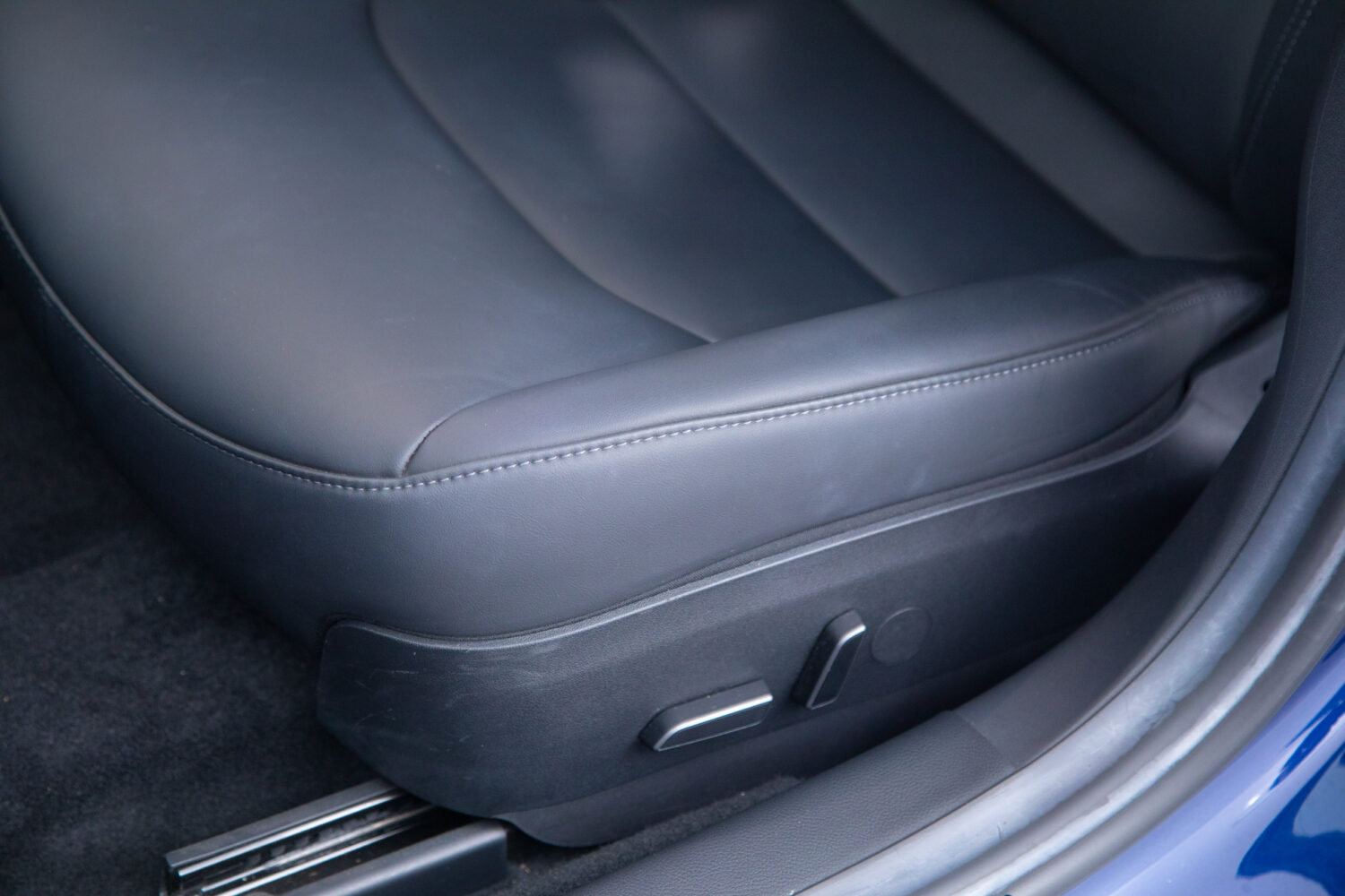 モデル3 ロングレンジ デュアルモーター 4WD