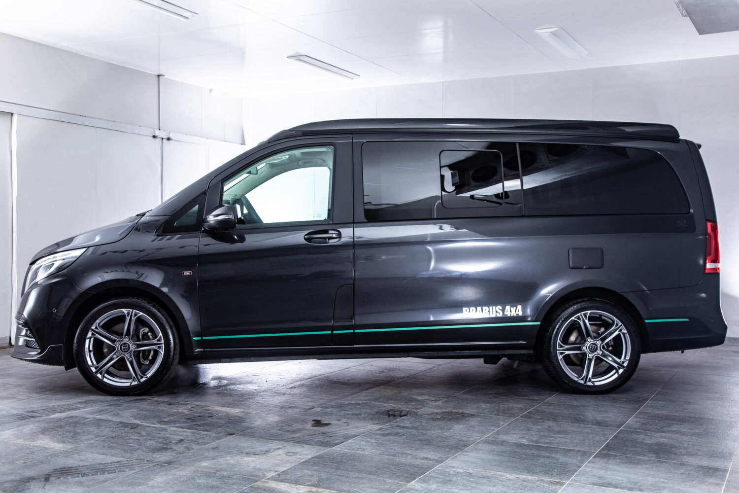 Vクラス BRABUS マルコポーロ D30 4×4 キャンパー