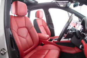 マカン S シュポルト エディション (パノラミック ルーフ システム装着車) PDK 4WD