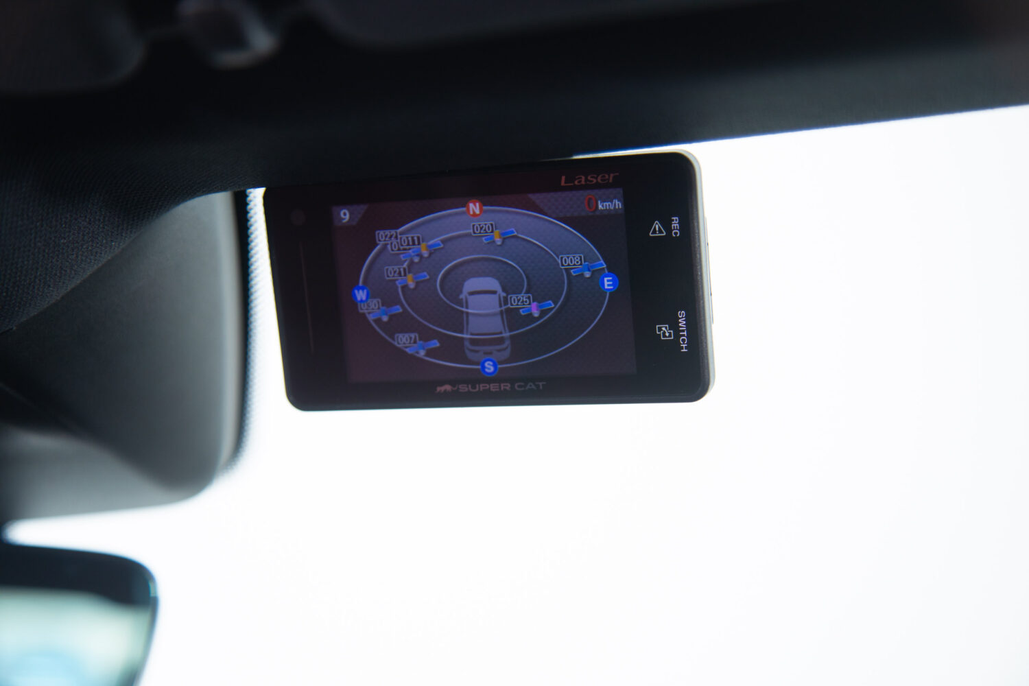 タイカン 4SパフォーマンスBattery+ 4シート4WD