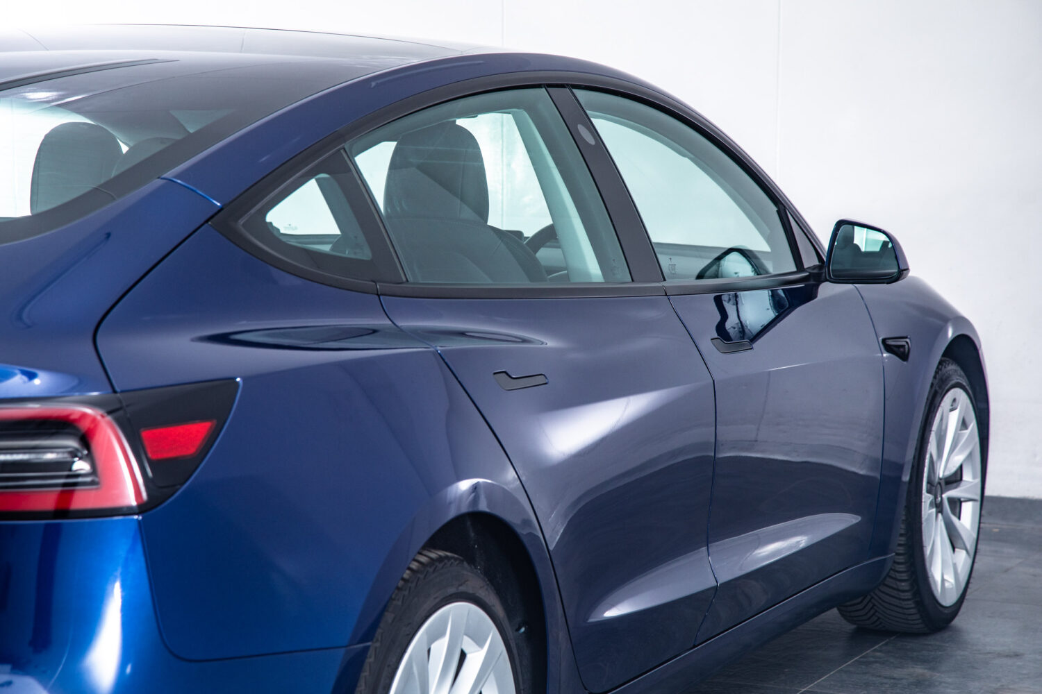 モデル3 ロングレンジ デュアルモーター 4WD