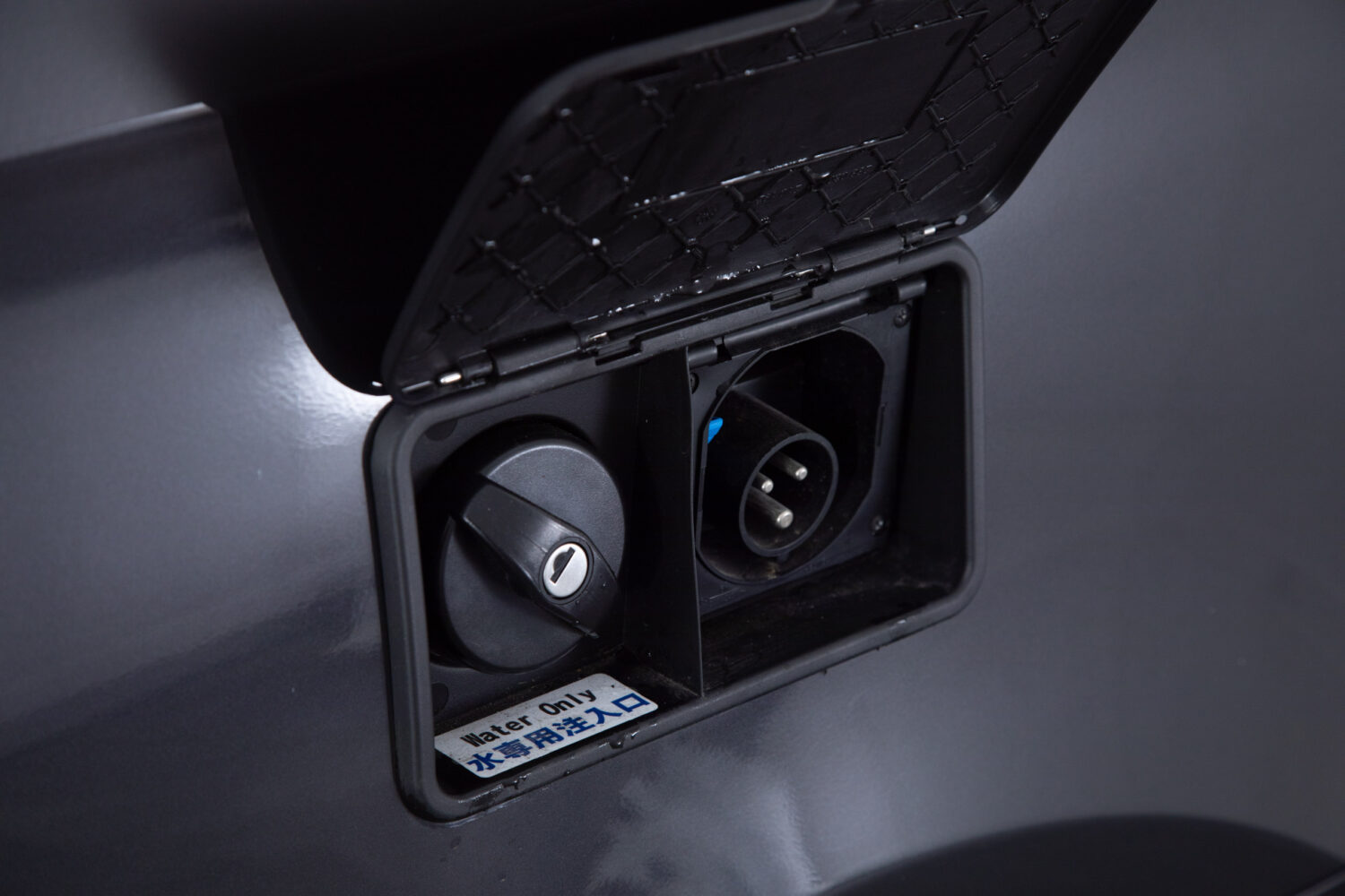 Vクラス BRABUS マルコポーロ D30 4×4 キャンパー