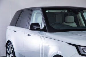 レンジローバー オートバイオグラフィー D300 スタンダードホイールベース 4WD