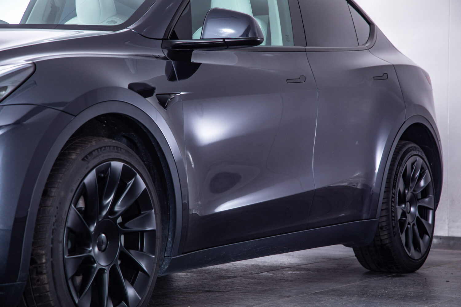 モデルY ロングレンジ デュアルモーター 4WD