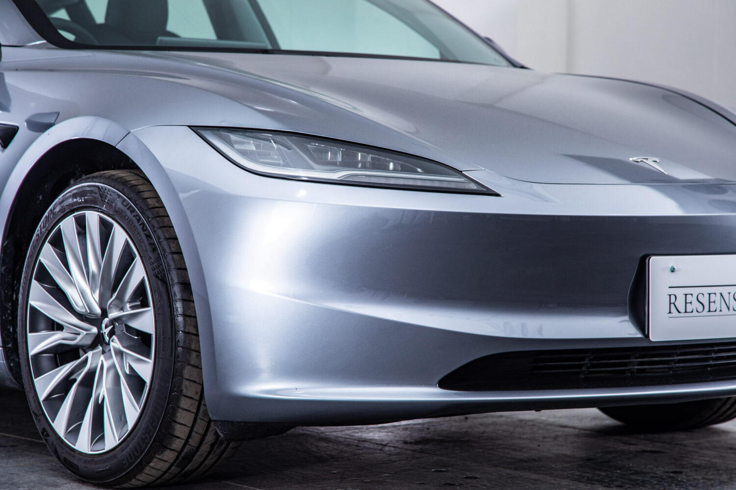 テスラ モデル3 RWD