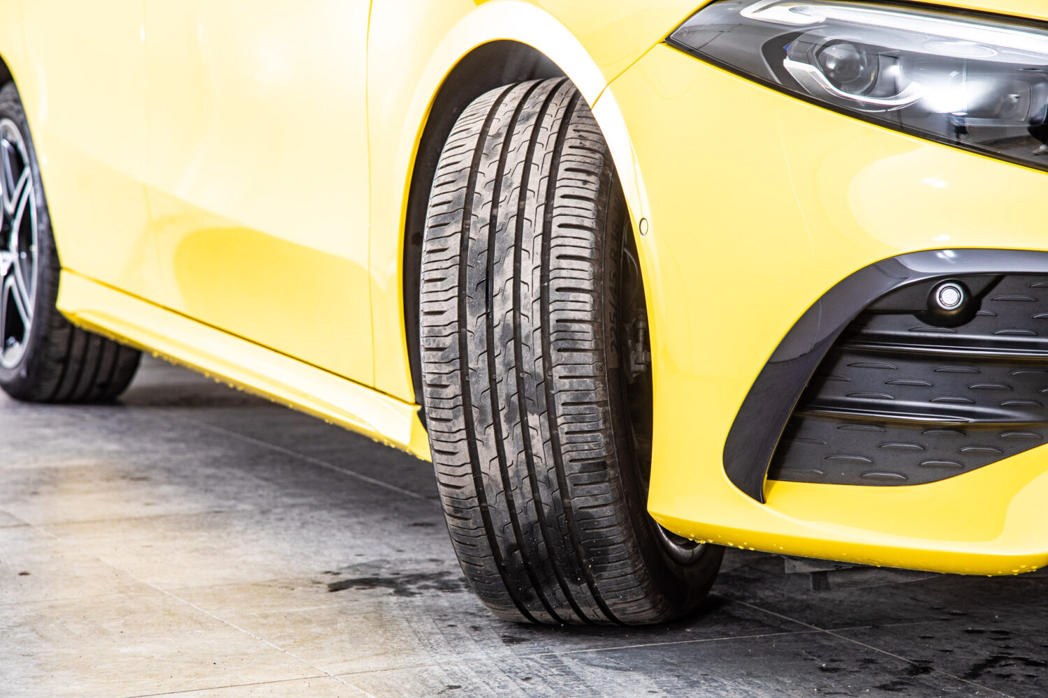 Aクラス A200d AMGラインパッケージ ディーゼルターボ MP202401