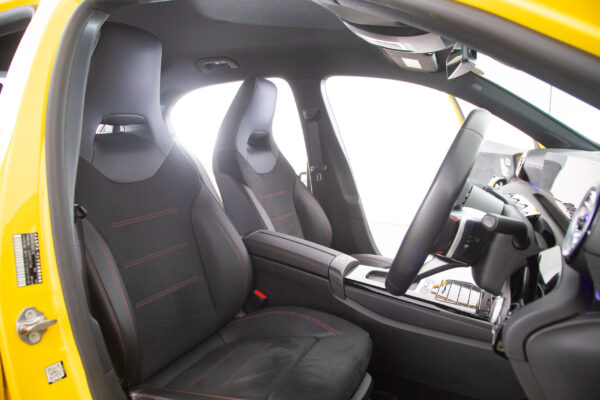 Aクラス A200d AMGラインパッケージ ディーゼルターボ MP202401