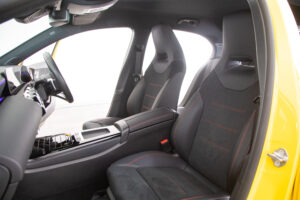 Aクラス A200d AMGラインパッケージ ディーゼルターボ MP202401