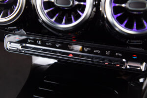 Aクラス A200d AMGラインパッケージ ディーゼルターボ MP202401