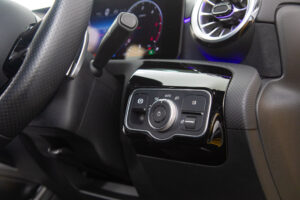 Aクラス A200d AMGラインパッケージ ディーゼルターボ MP202401