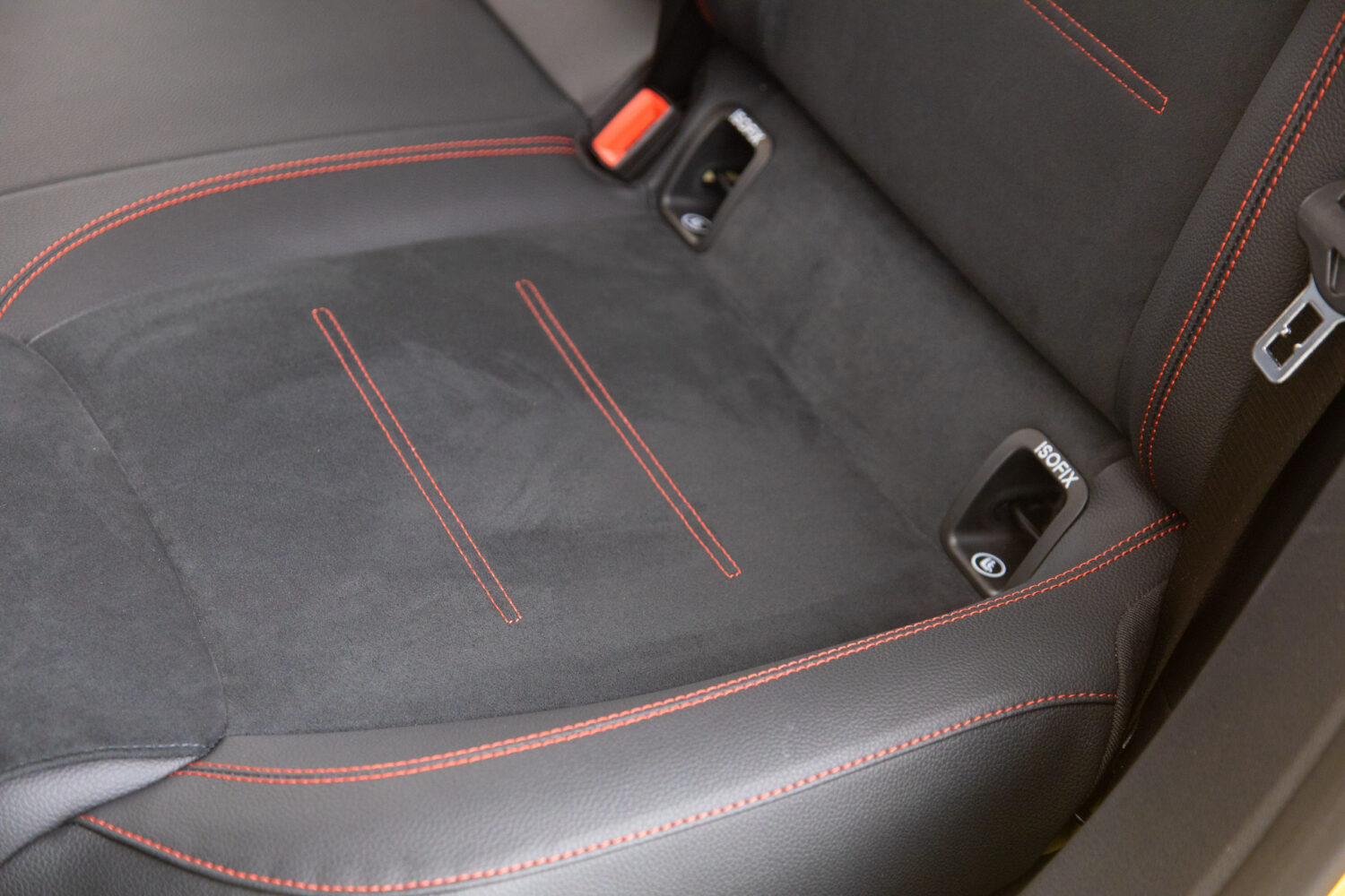 Aクラス A200d AMGラインパッケージ ディーゼルターボ MP202401