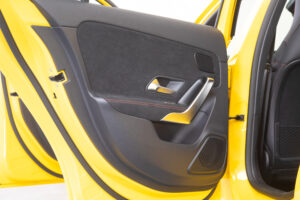 Aクラス A200d AMGラインパッケージ ディーゼルターボ MP202401