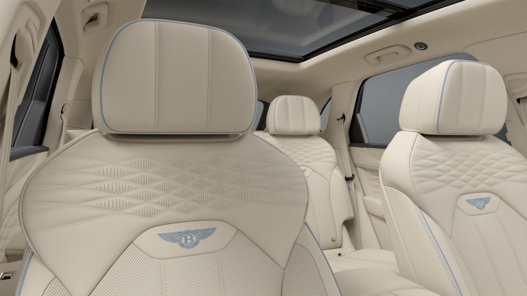 日本限定10台 ベントレー・ベンテイガ・サムシングブルーコレクション・ バイ・マリナー