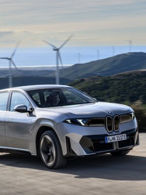 インフィニオンとBMWグループ　ノイエ・クラッセでソフトウェア定義車両の未来を形作る