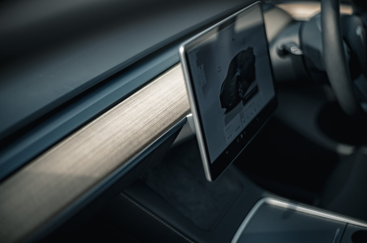 テスラ・モデルY（AWD）未来感は、乗り込んだ瞬間に始まる