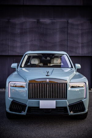 ロールス・ロイス・ブラックバッジ カリナン（2026）滑らかさのその先へ