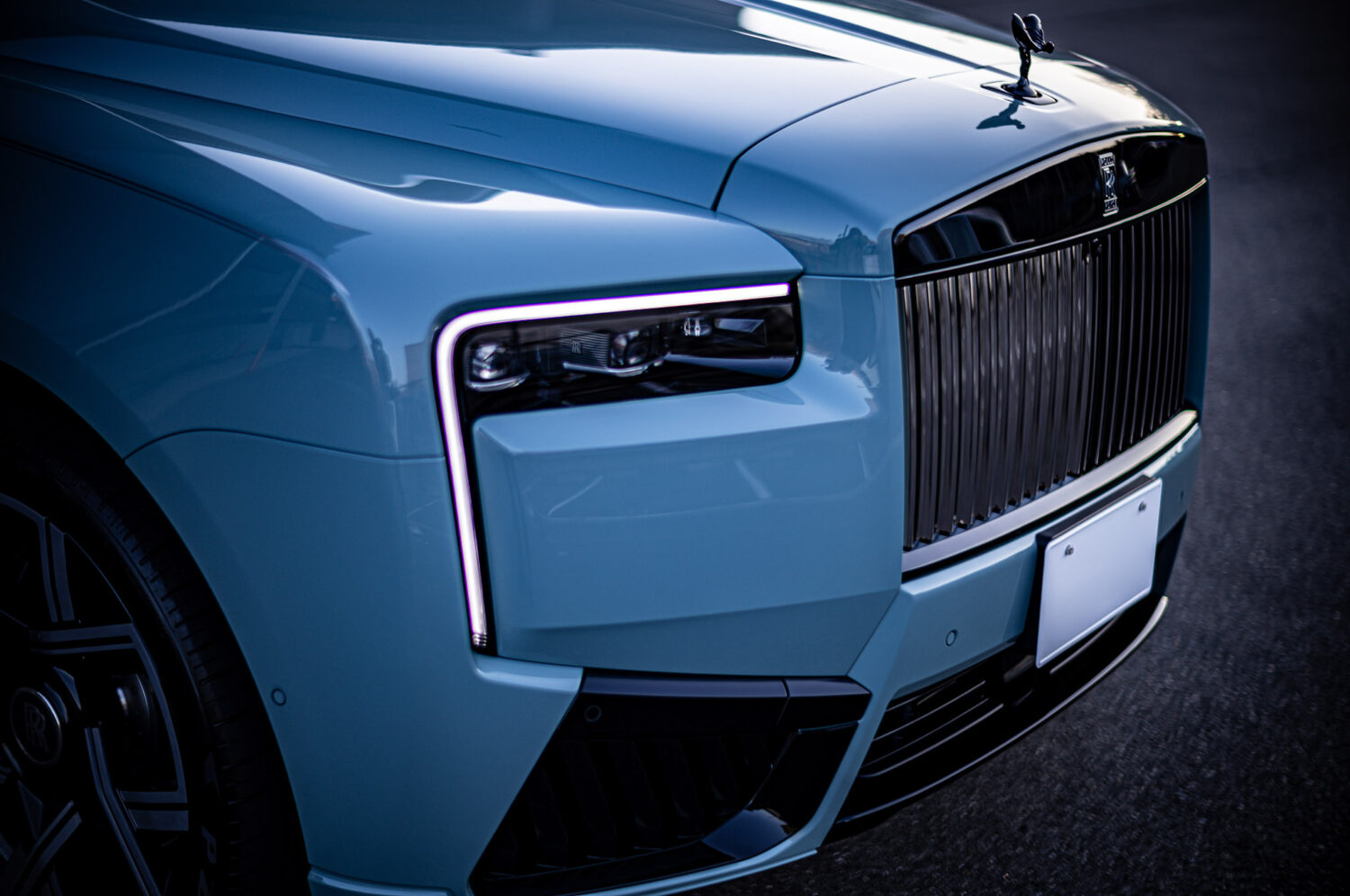 ロールス・ロイス・ブラックバッジ カリナン(2026)滑らかさのその先へ