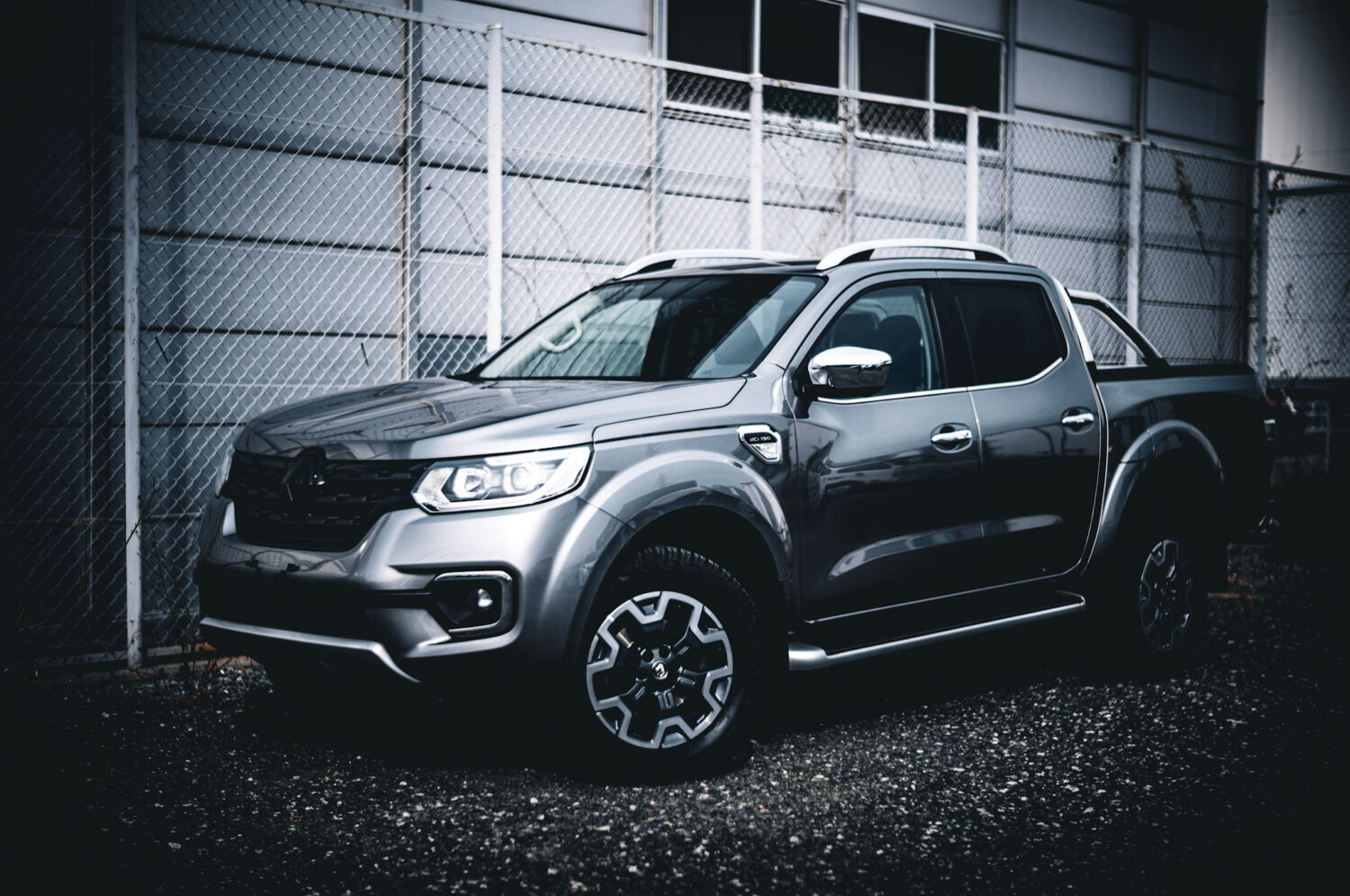 ルノー・アラスカン(2022)多国籍ピックアップ